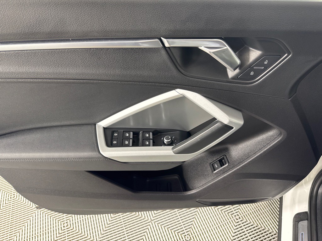 2021 Audi Q3 Image 13