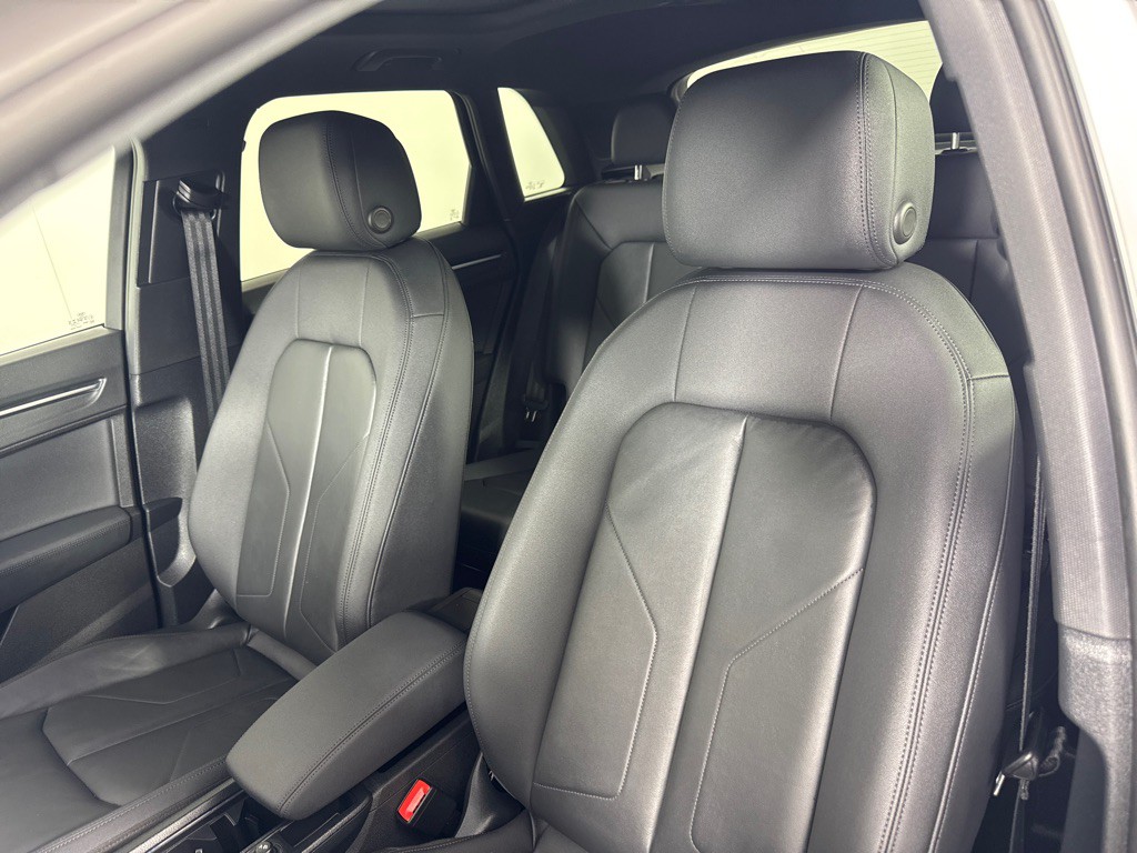 2021 Audi Q3 Image 15