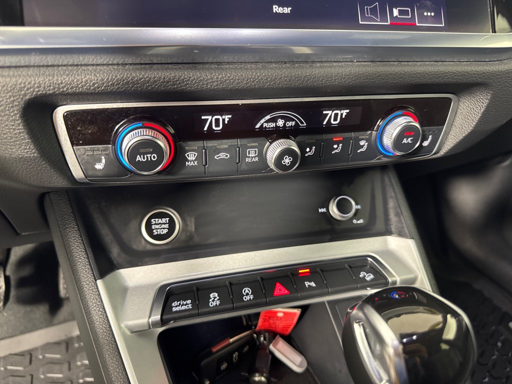 2021 Audi Q3 Image 21