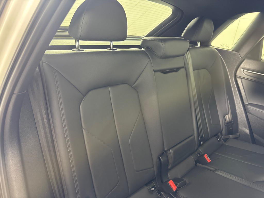 2021 Audi Q3 Image 27