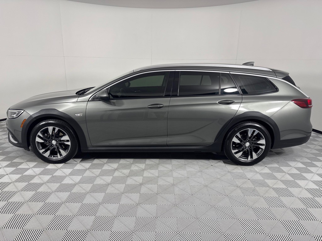 2018 Buick Regal Image 9