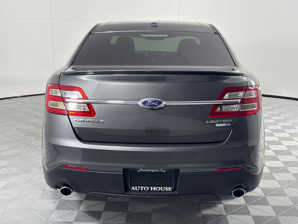 2017 Ford Taurus Image 6