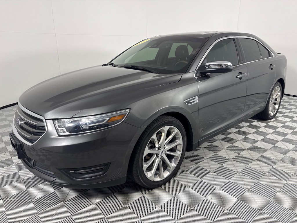 2017 Ford Taurus Image 9