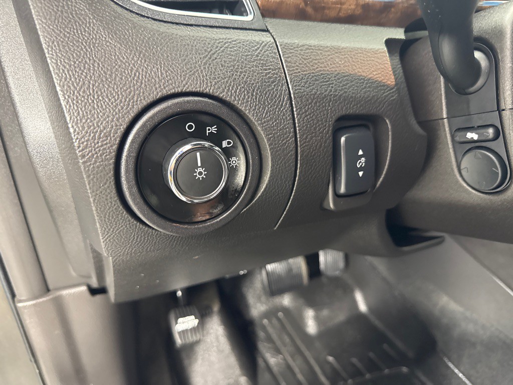 2017 Ford Taurus Image 16