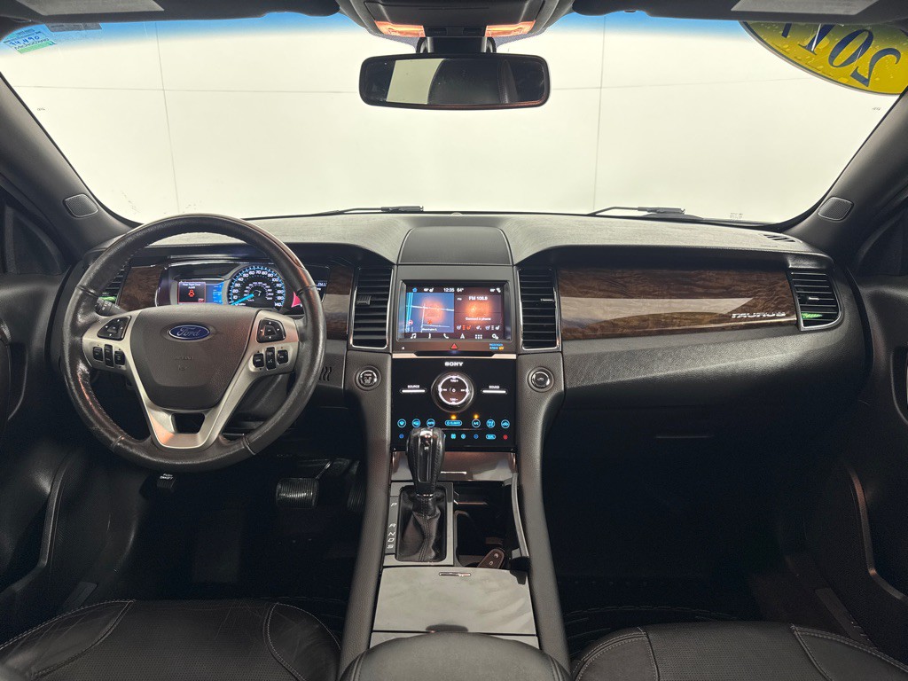 2017 Ford Taurus Image 27