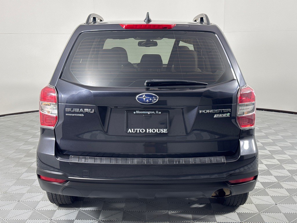 2016 Subaru Forester Image 6