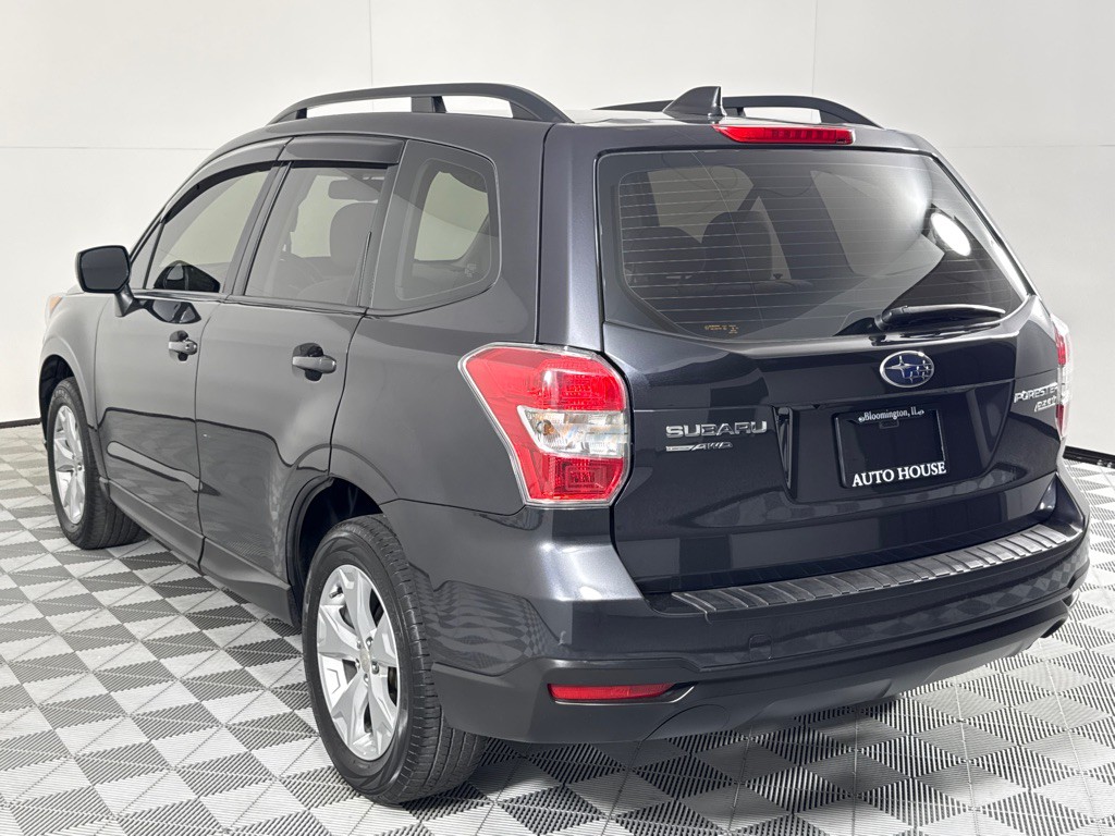 2016 Subaru Forester Image 7