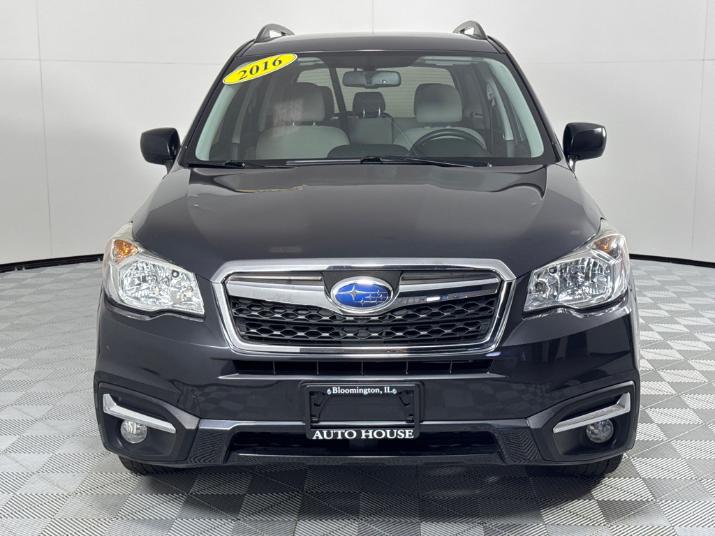 2016 Subaru Forester Image 11