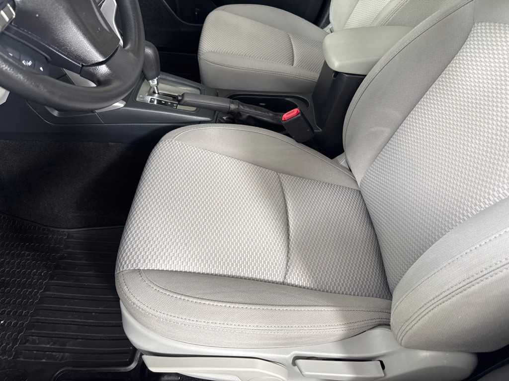 2016 Subaru Forester Image 13