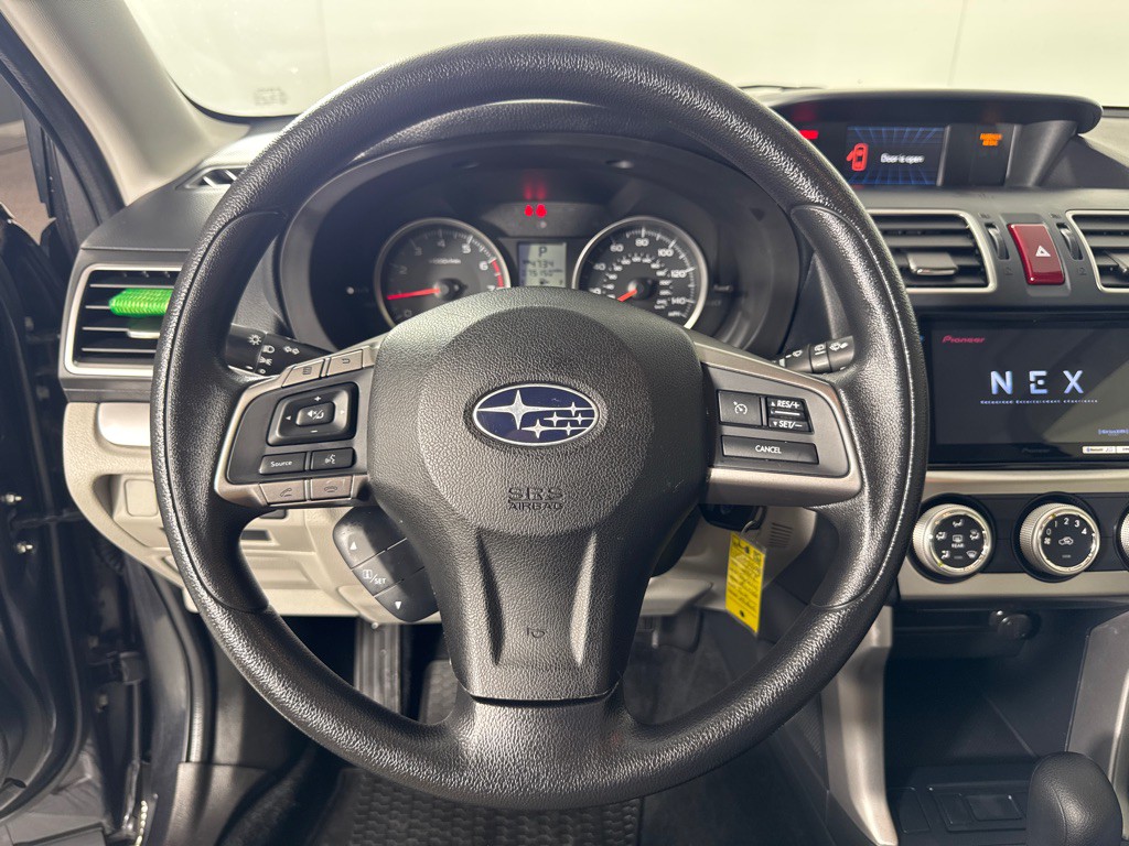 2016 Subaru Forester Image 16