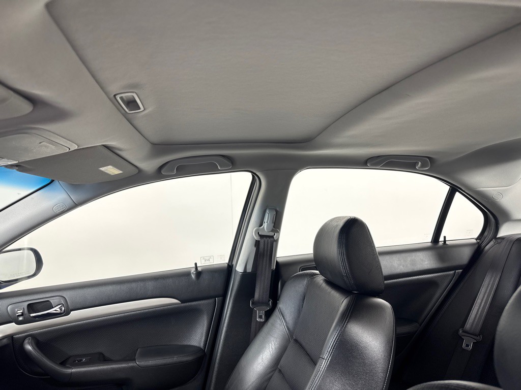 2005 Acura TSX Image 16