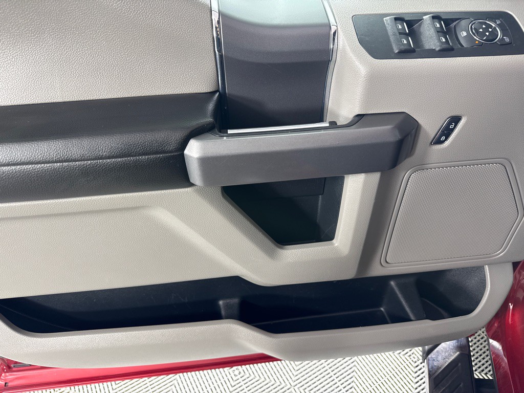 2015 Ford F-150 Image 12