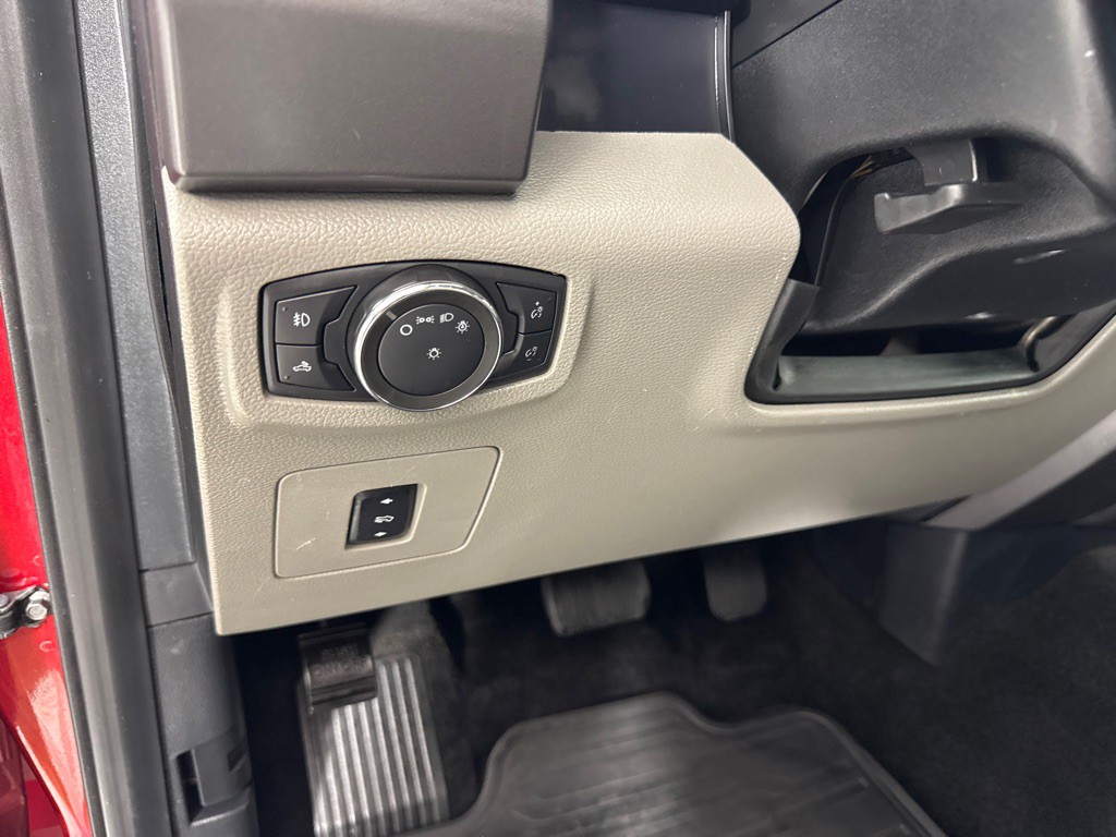 2015 Ford F-150 Image 15