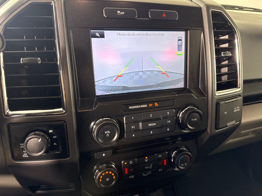 2015 Ford F-150 Image 18