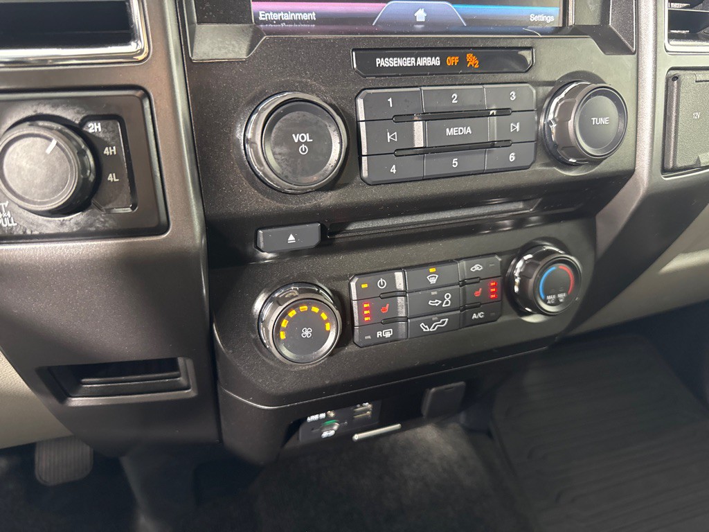 2015 Ford F-150 Image 19