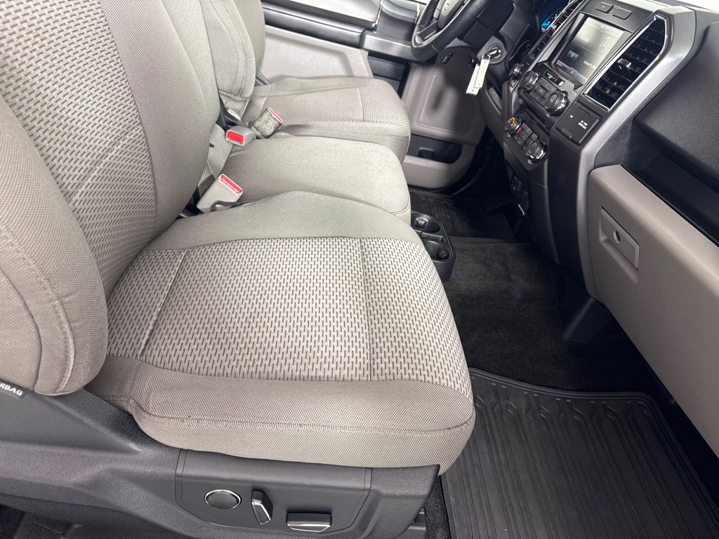 2015 Ford F-150 Image 24