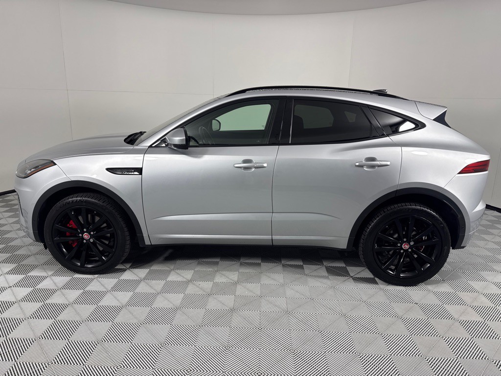 2019 Jaguar E-pace Image 9