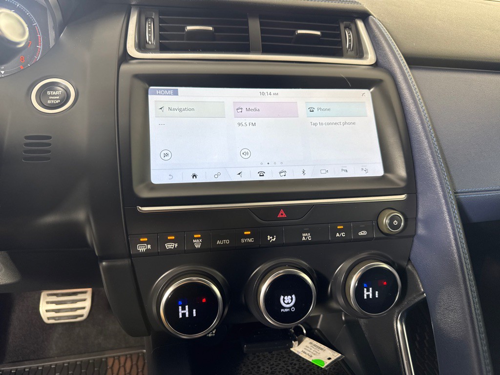 2019 Jaguar E-pace Image 19