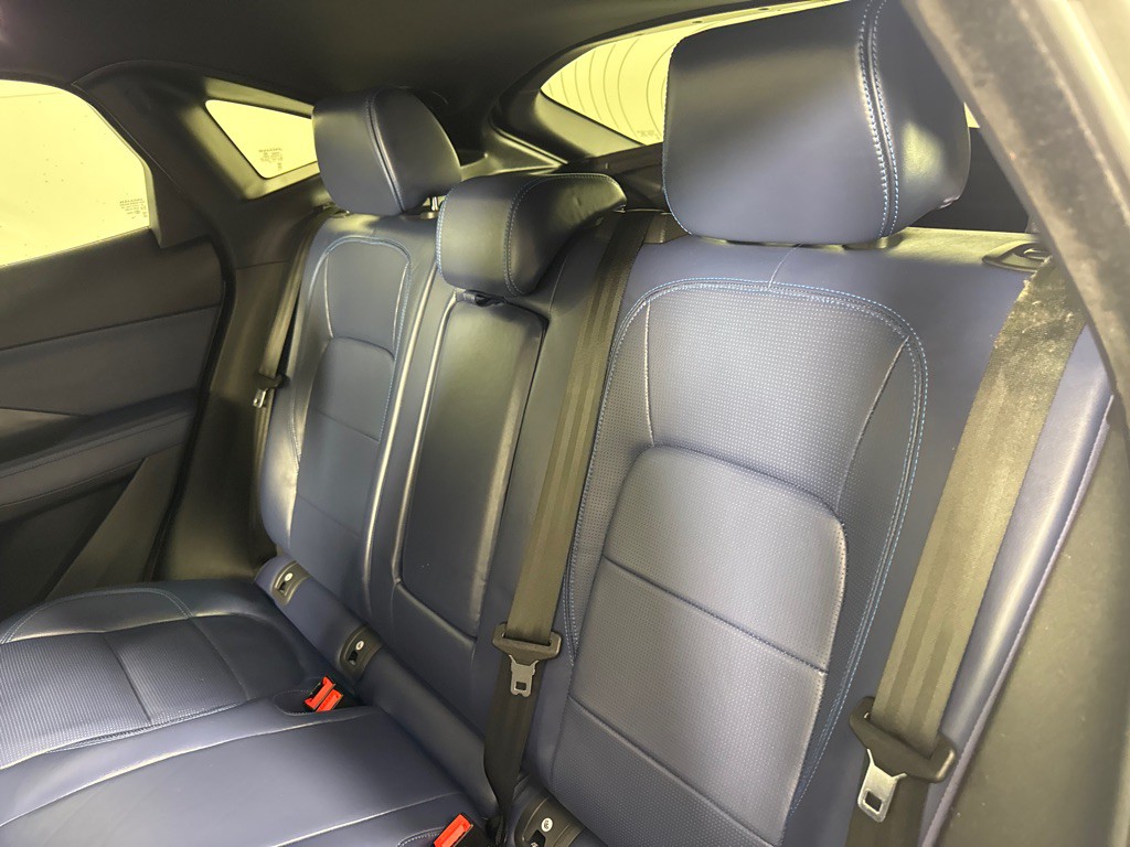 2019 Jaguar E-pace Image 24