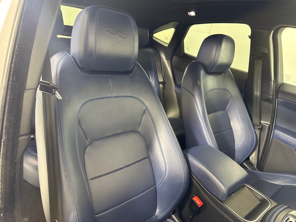 2019 Jaguar E-pace Image 29
