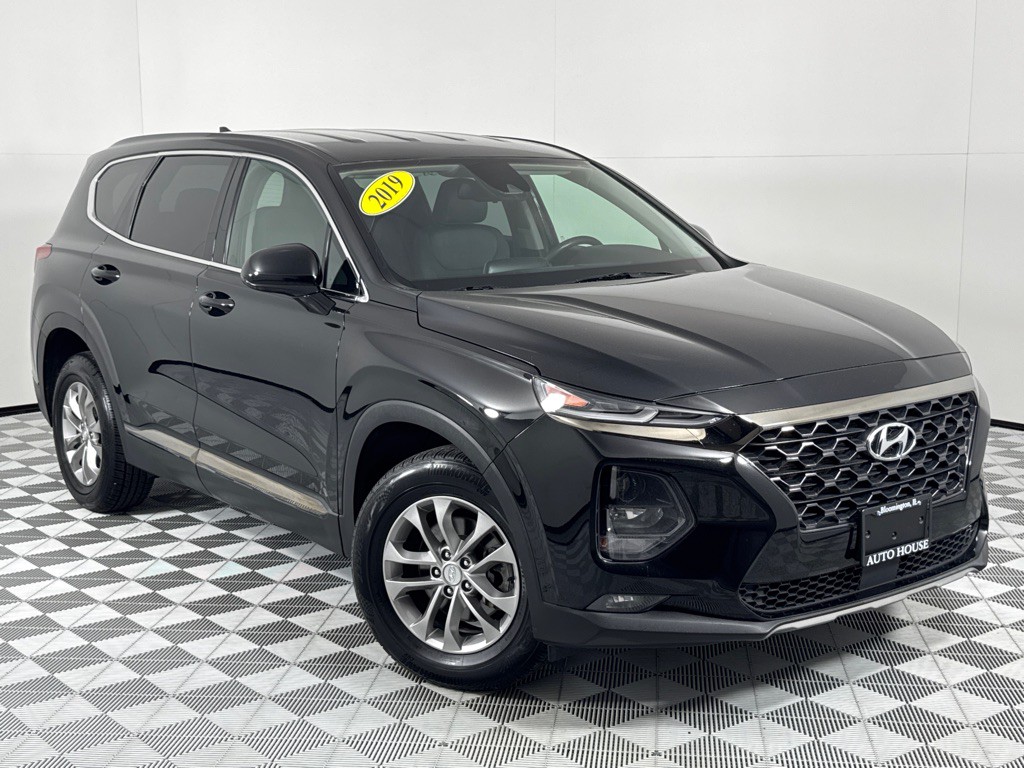 2019 Hyundai Santa Fe Image 2