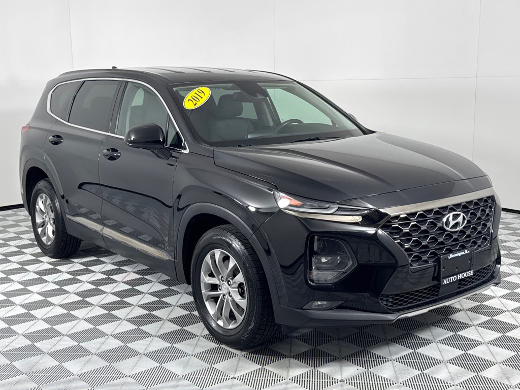 2019 Hyundai Santa Fe Image 3