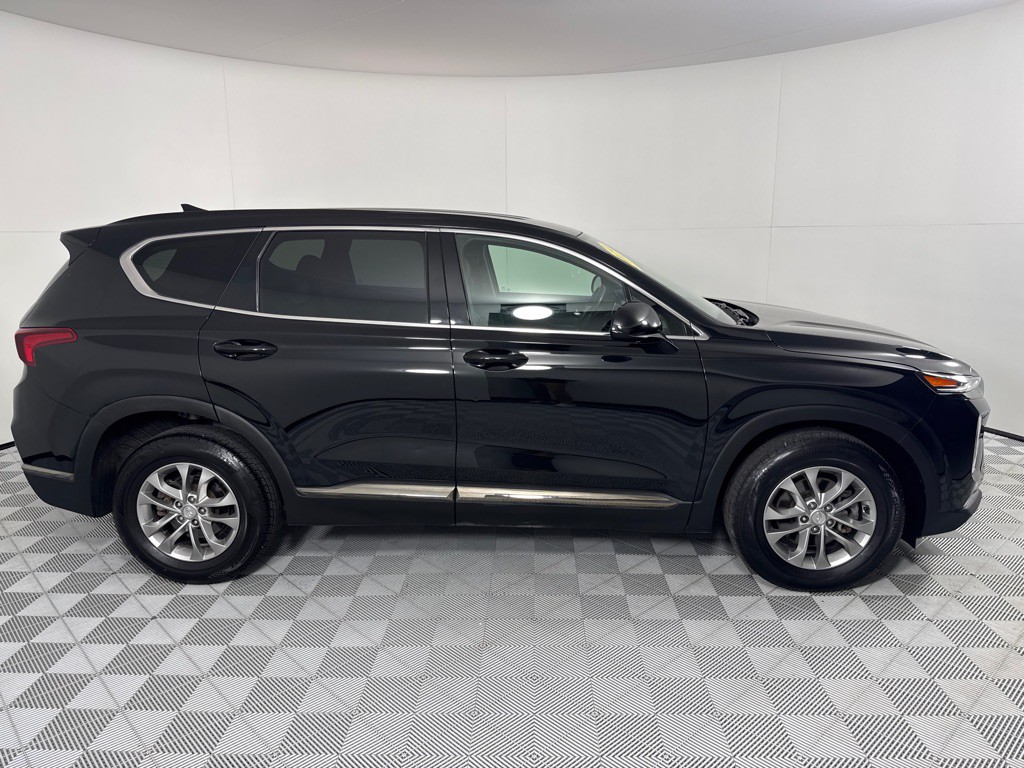 2019 Hyundai Santa Fe Image 4