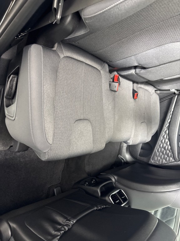 2019 Hyundai Santa Fe Image 24