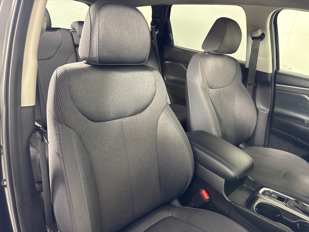 2019 Hyundai Santa Fe Image 27