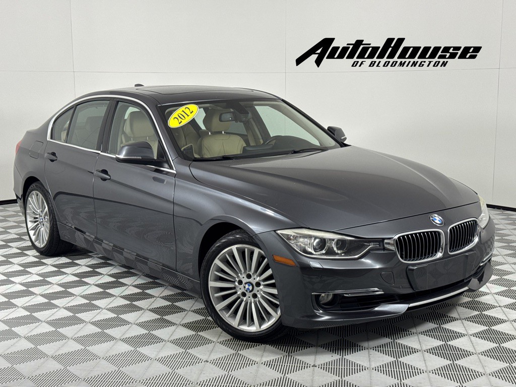 2012 BMW 3 Series Image 1