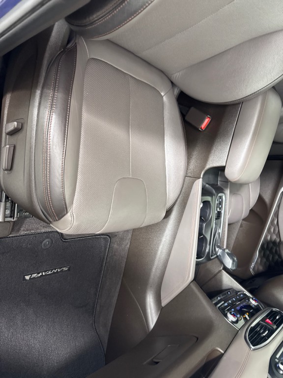 2020 Hyundai Santa Fe Image 27
