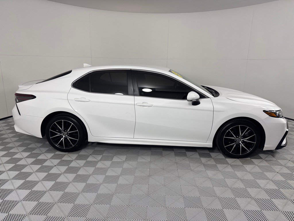 2024 Toyota Camry Image 4