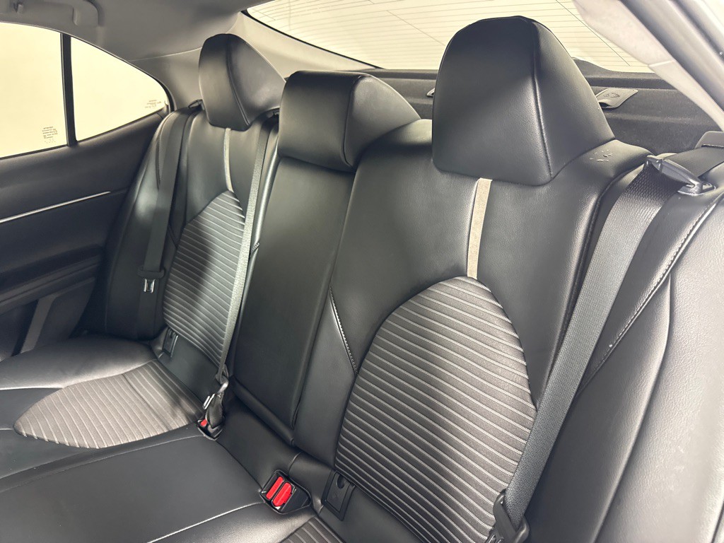 2024 Toyota Camry Image 21