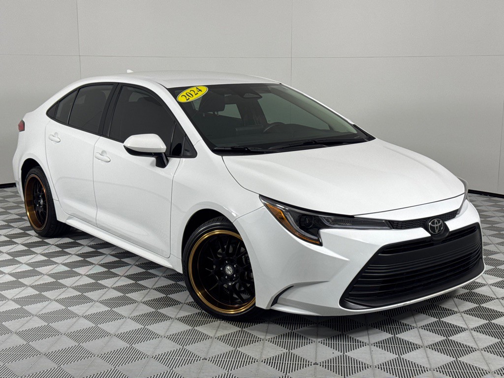 2024 Toyota Corolla Image 2