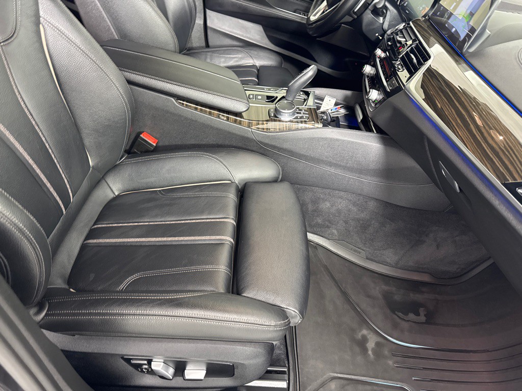 2018 BMW 6 Series Image 28