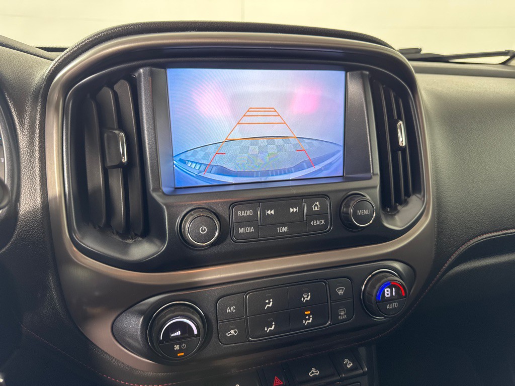 2017 GMC Canyon Image 16