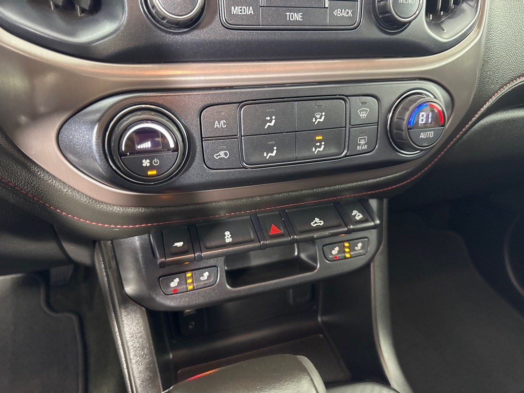 2017 GMC Canyon Image 17