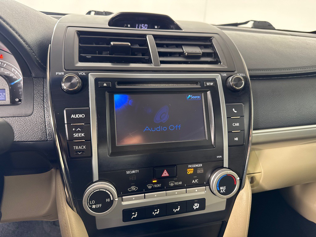 2013 Toyota Camry Image 15