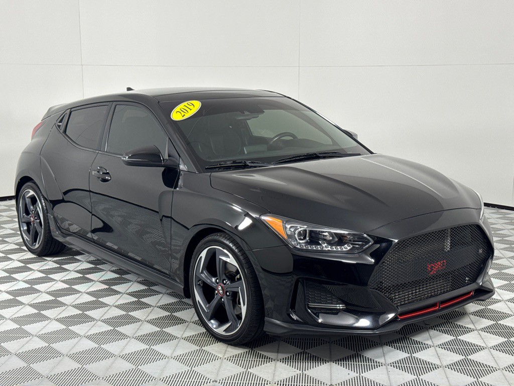 2019 Hyundai Veloster Image 3