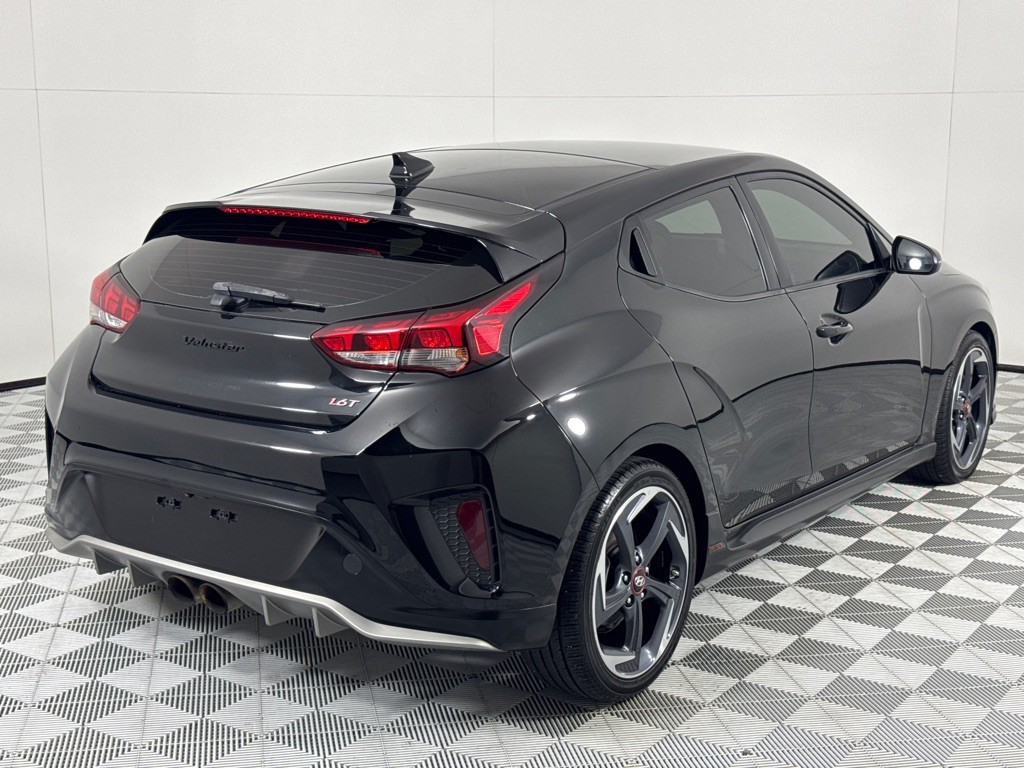 2019 Hyundai Veloster Image 5