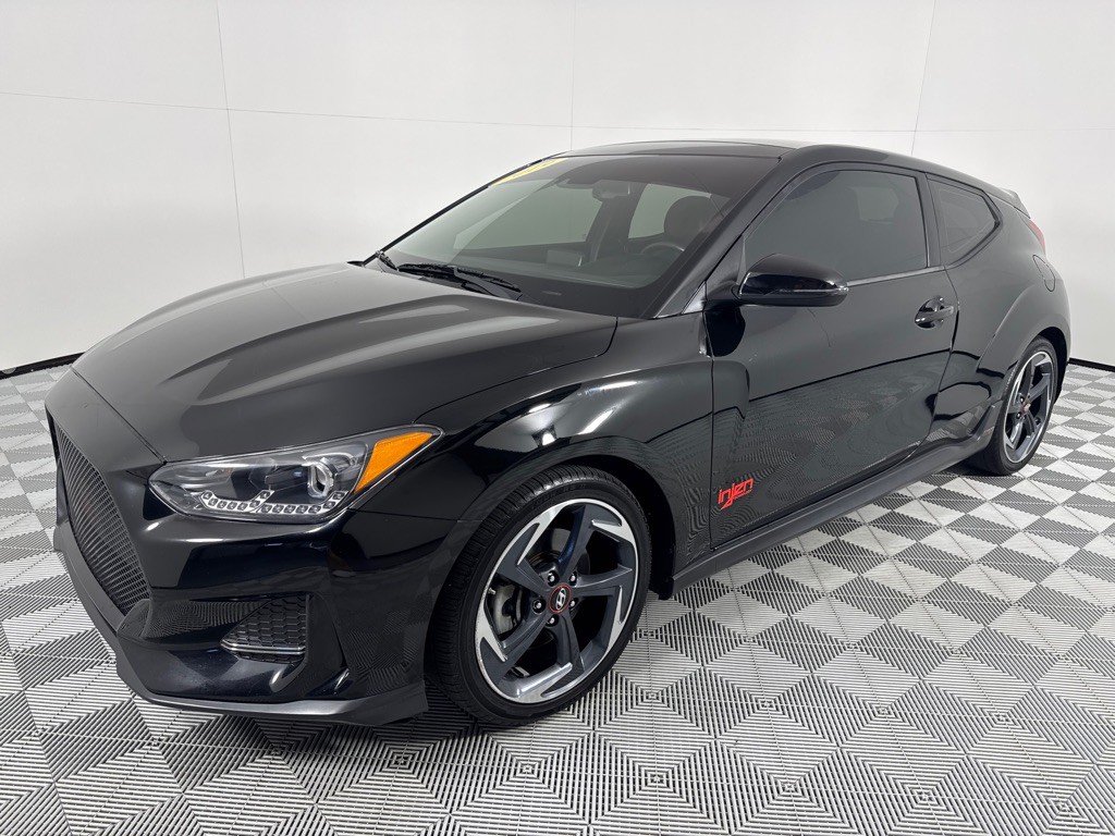 2019 Hyundai Veloster Image 9