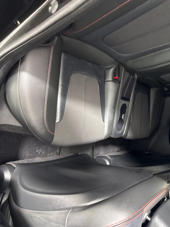 2019 Hyundai Veloster Image 23
