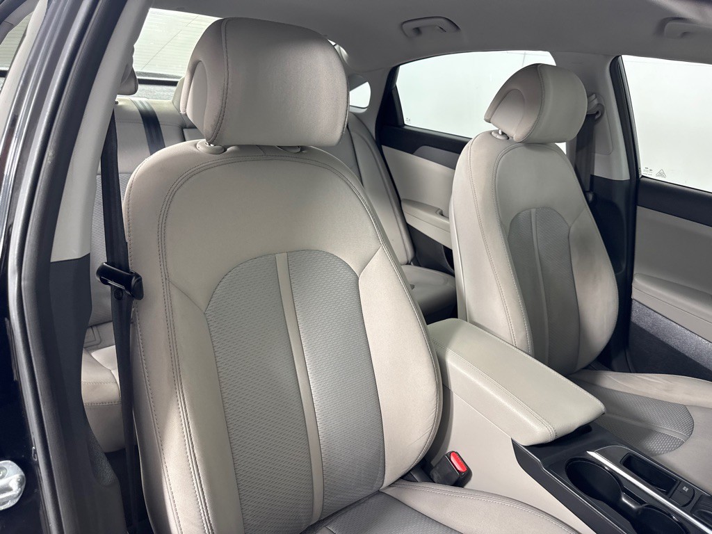 2015 Hyundai Sonata Image 25