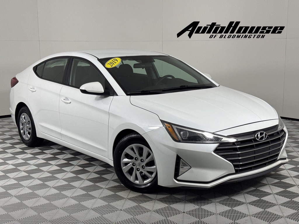 2019 Hyundai Elantra Image 1