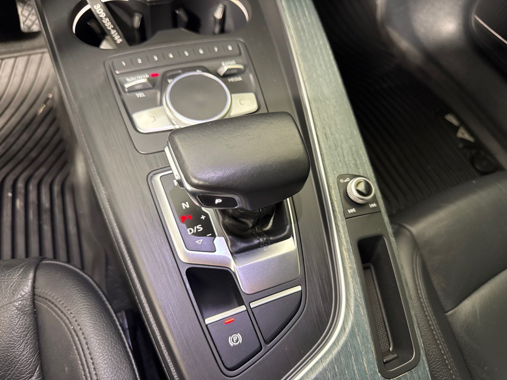 2018 Audi A4 Image 21