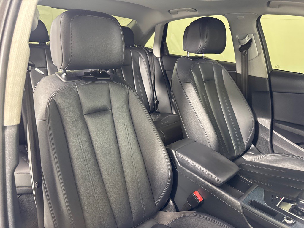 2018 Audi A4 Image 26