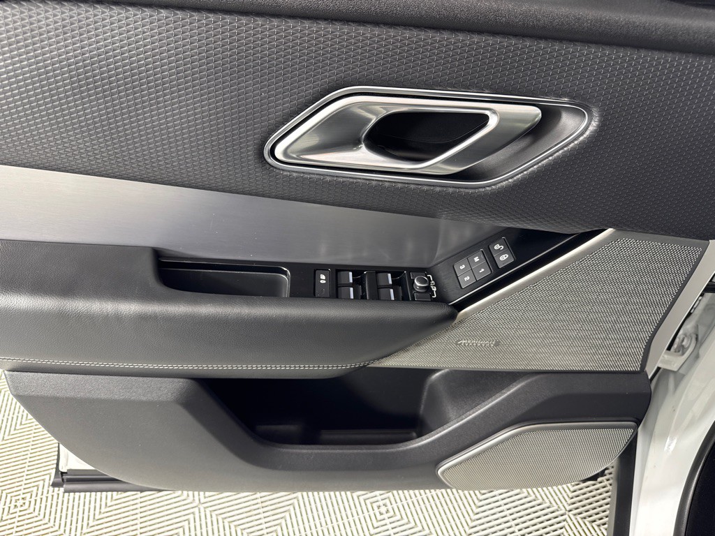 2018 Land Rover Range Rover Image 13