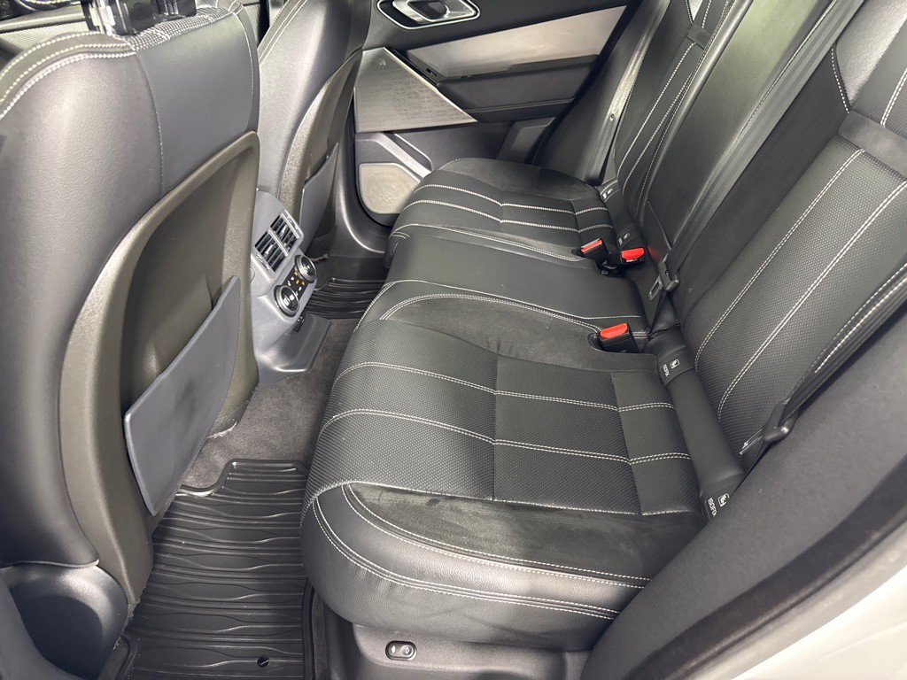 2018 Land Rover Range Rover Image 25