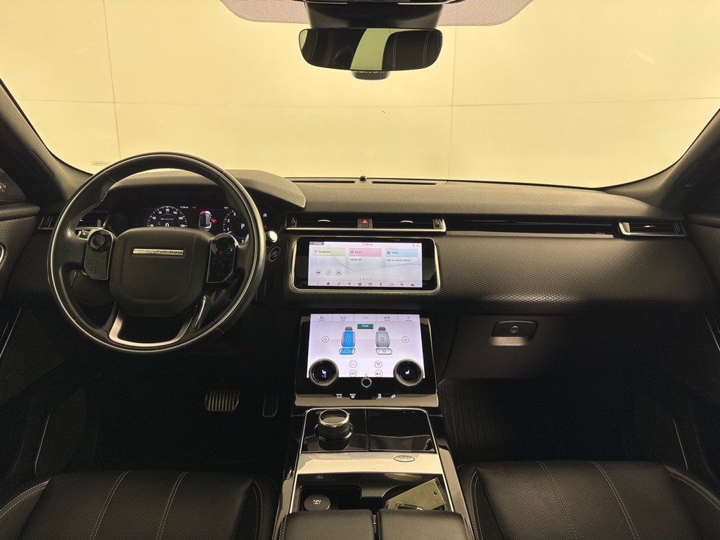 2018 Land Rover Range Rover Image 32