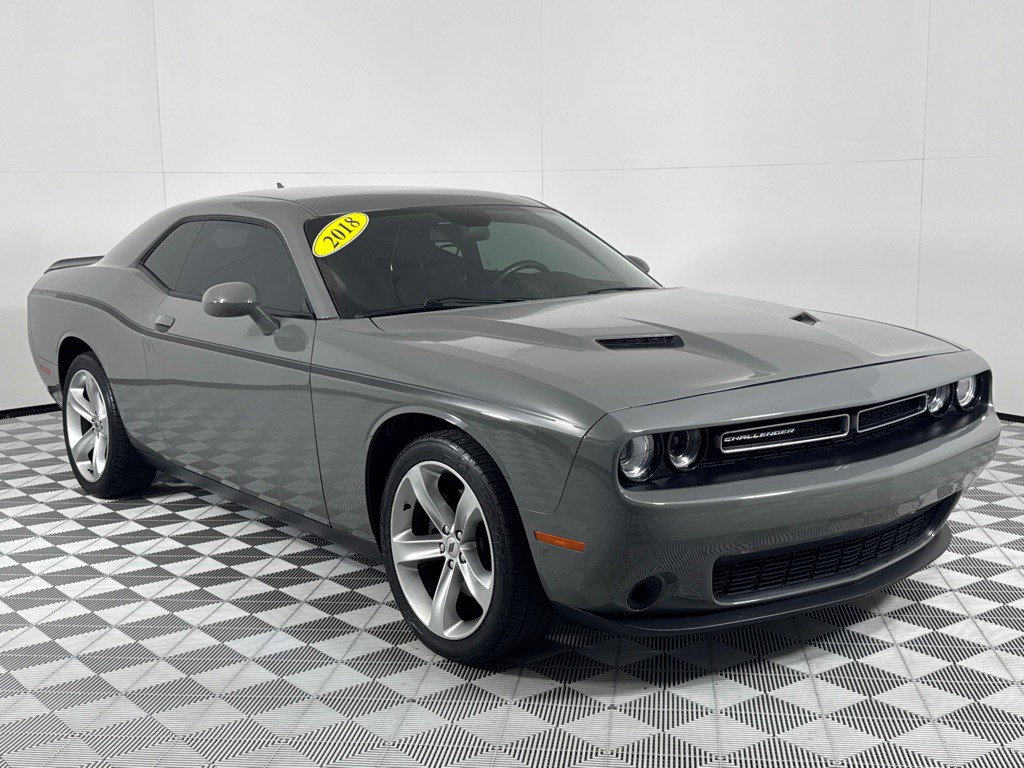2018 Dodge Challenger Image 3